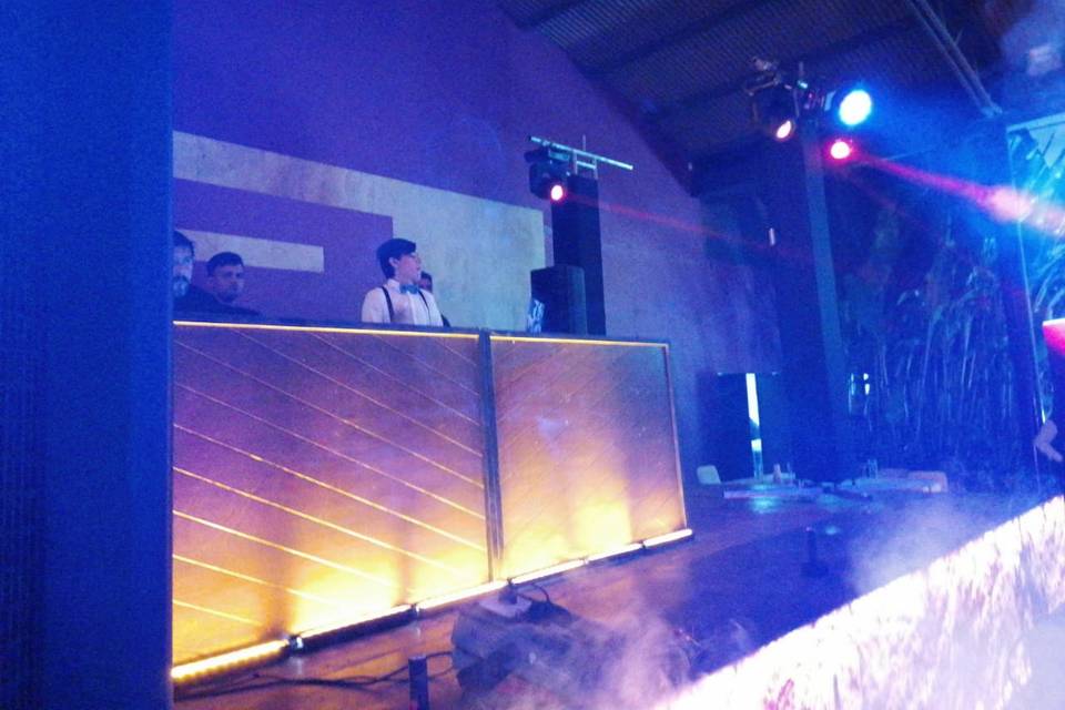 Barra DJ Iluminada