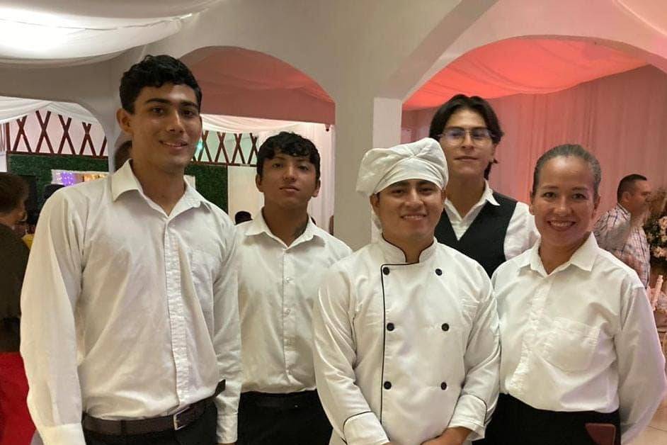 Chef y meseros