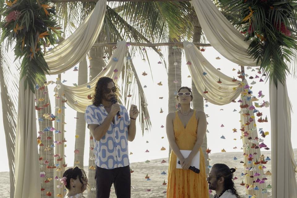X & K