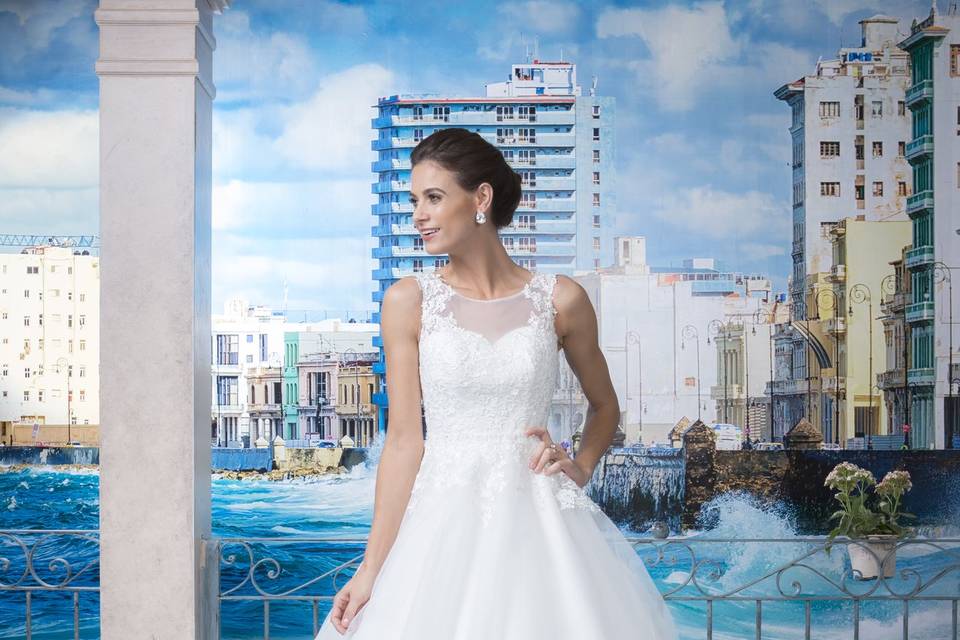 Genoveva Bridal