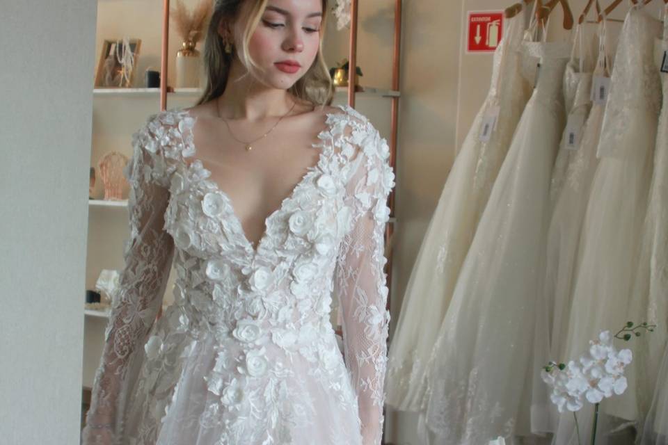 Genoveva Bridal