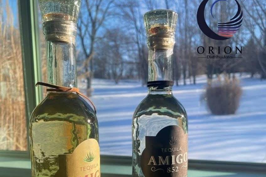 Botellas de mezcal