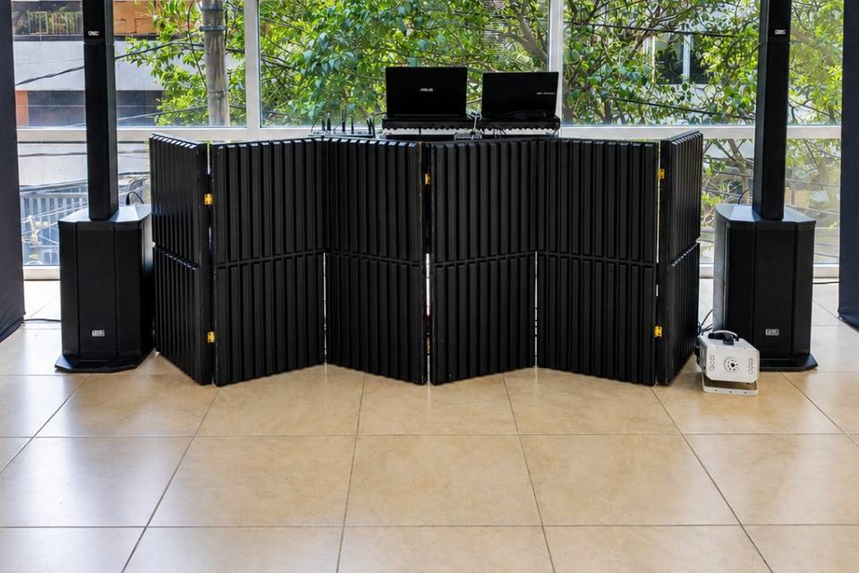 Wedding black booth