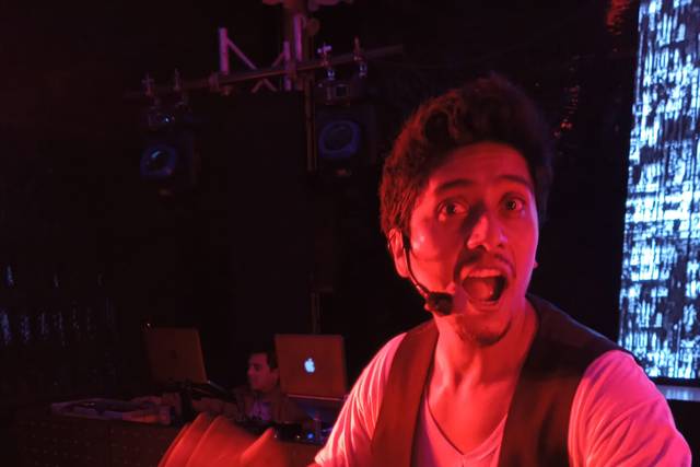 Tocando tambores