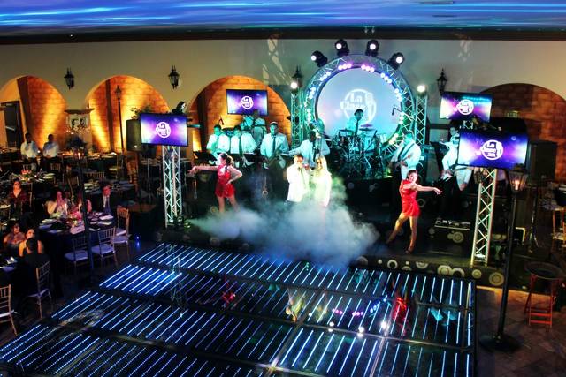 Grupo La Clase show para cena