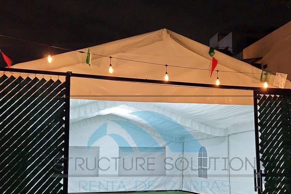 Carpa 8 x 10 con pasto.