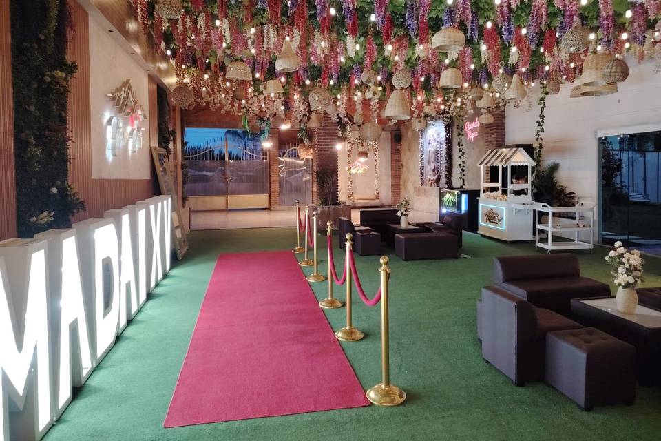 Alfombra Roja y decoración