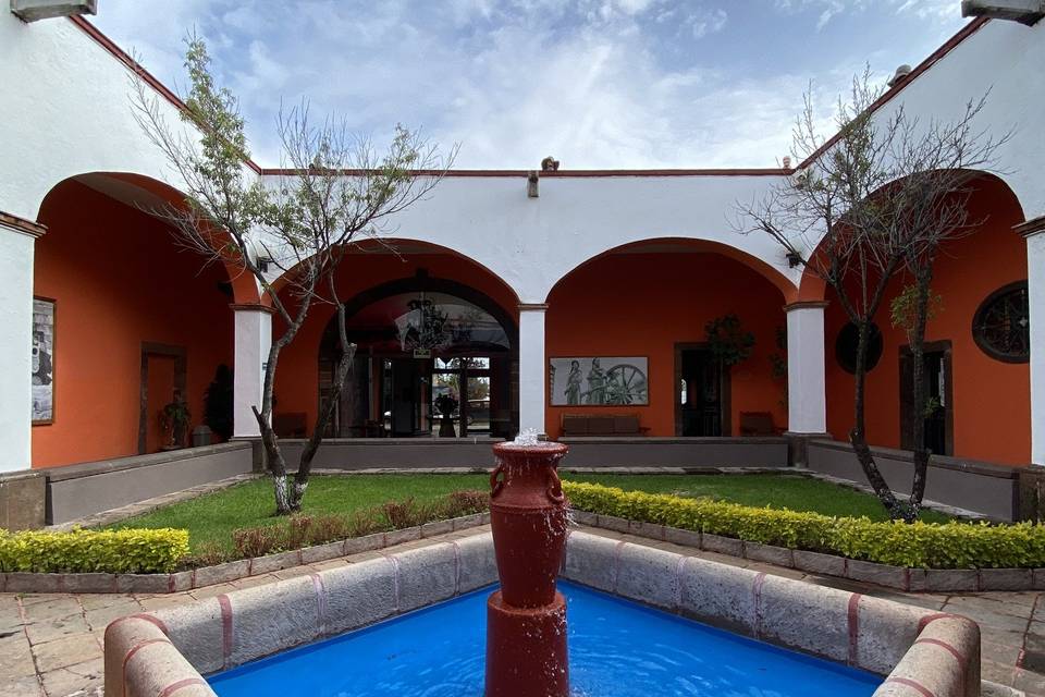 Patio con fuente