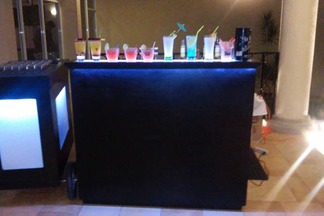 Cocktails preparados al monume