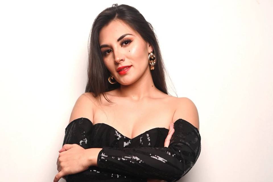 Cantante Versatil
