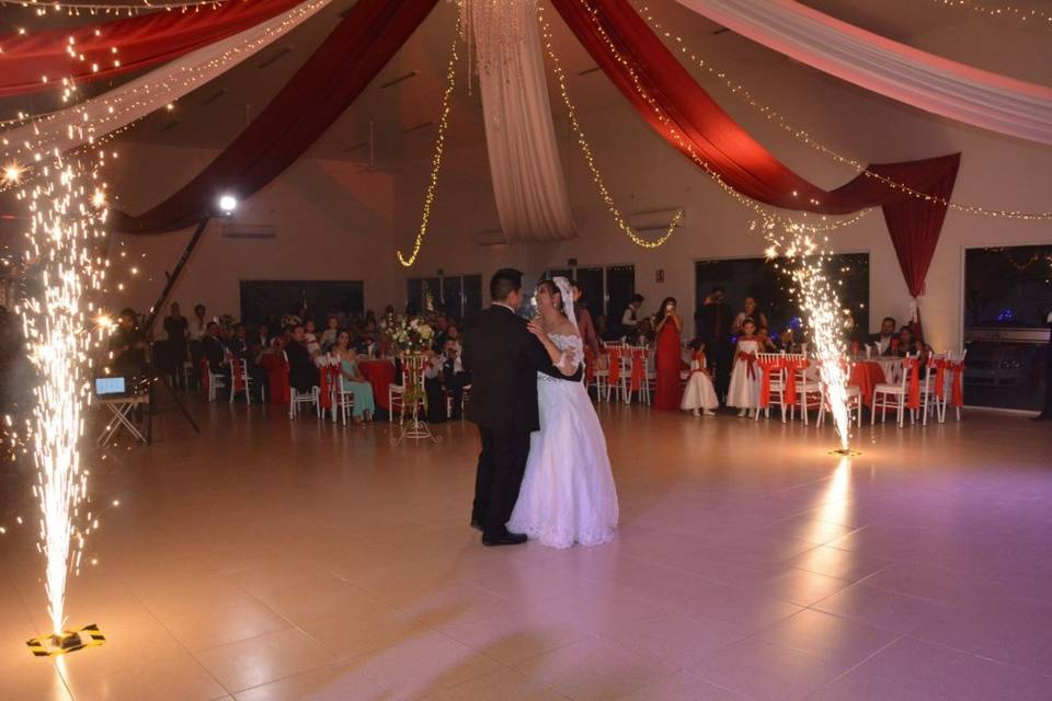 Boda Salón Bamboo (Pirotecnia)