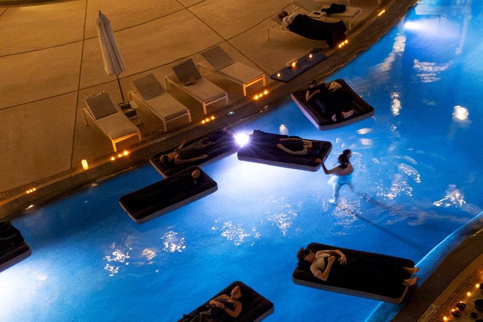 Sonoterapia Flotante de noche