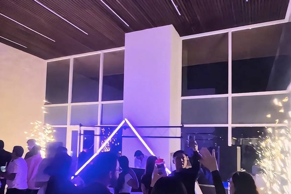 Pista de baile iluminada