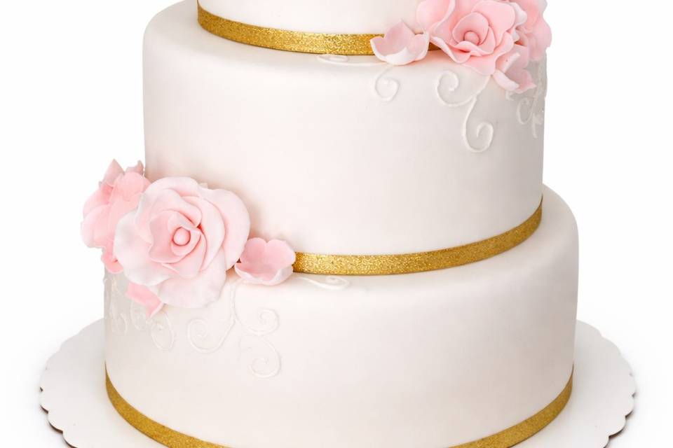 Pastel detalles rosas y dorado