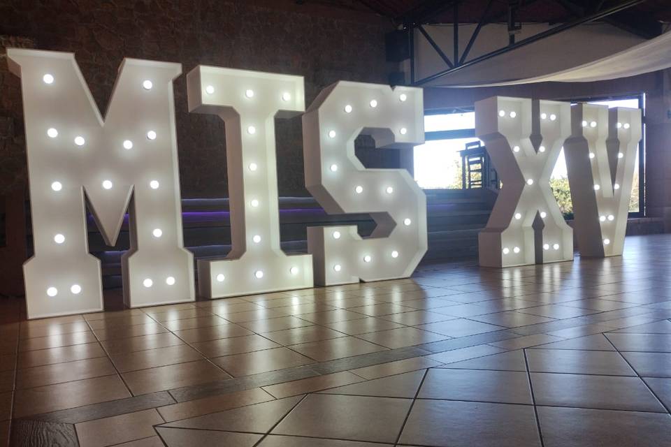 Mis XV