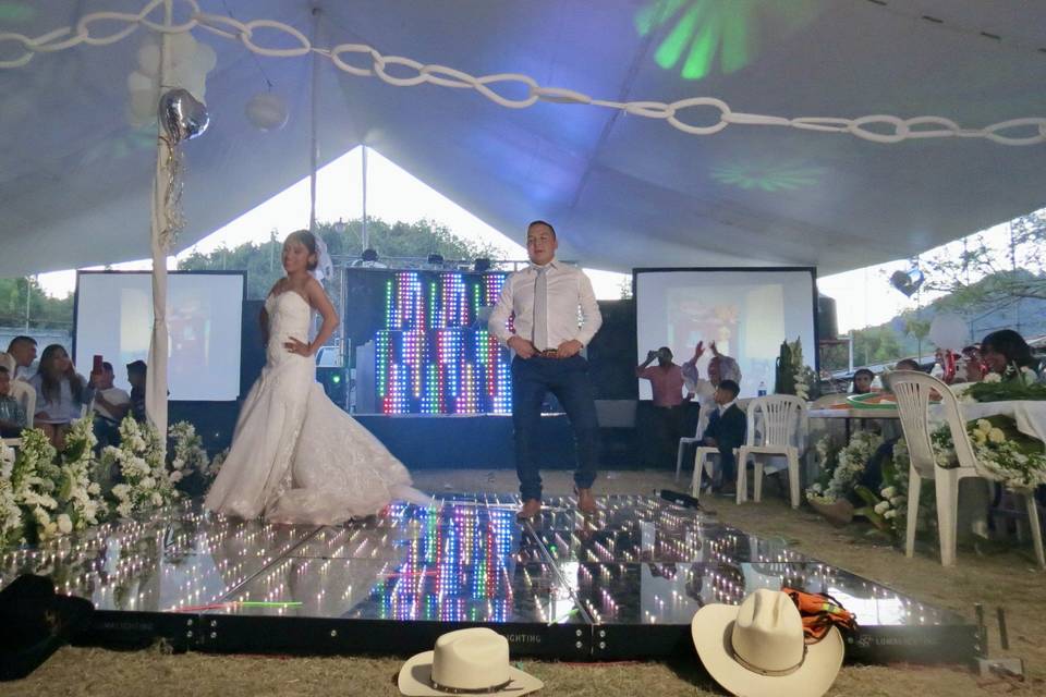 Baile sorpresa de los novios