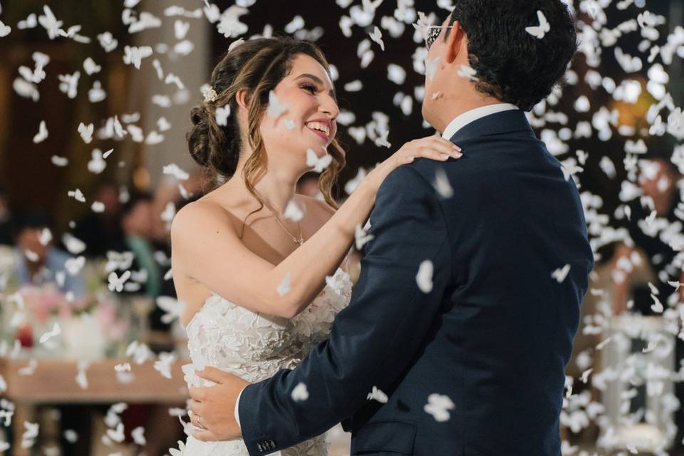 I + J