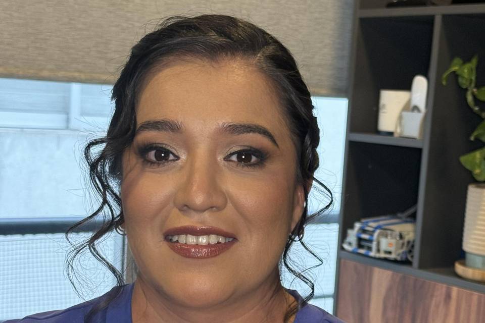 Maquillaje y peinado Invitada