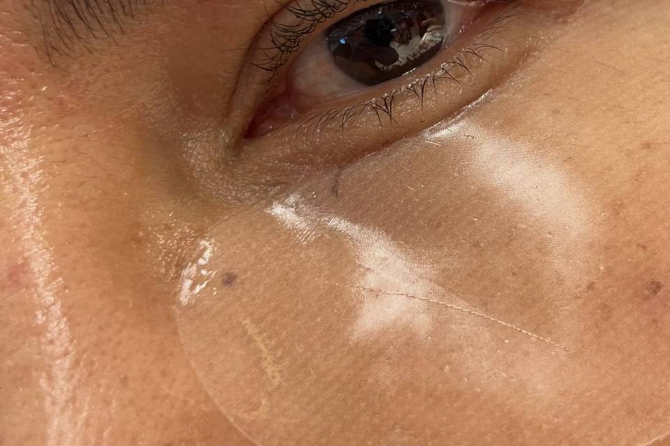 Laura Zaragoza Brow Concierge