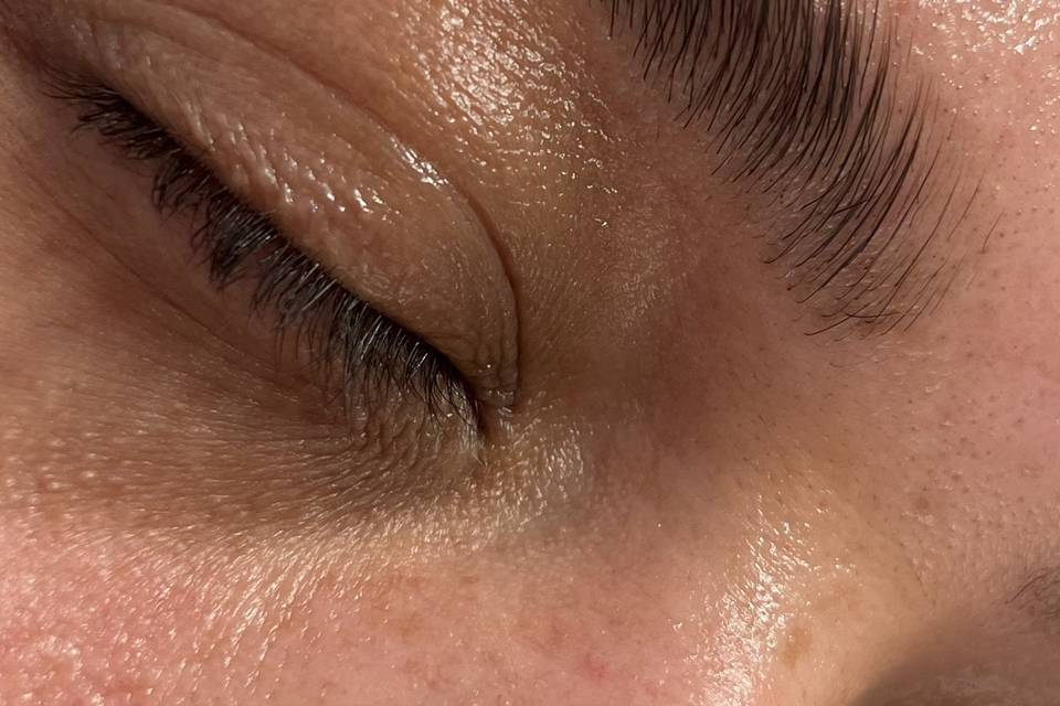 Laura Zaragoza Brow Concierge