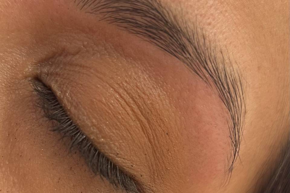 Laura Zaragoza Brow Concierge