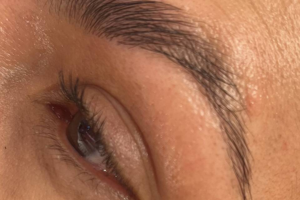 Laura Zaragoza Brow Concierge