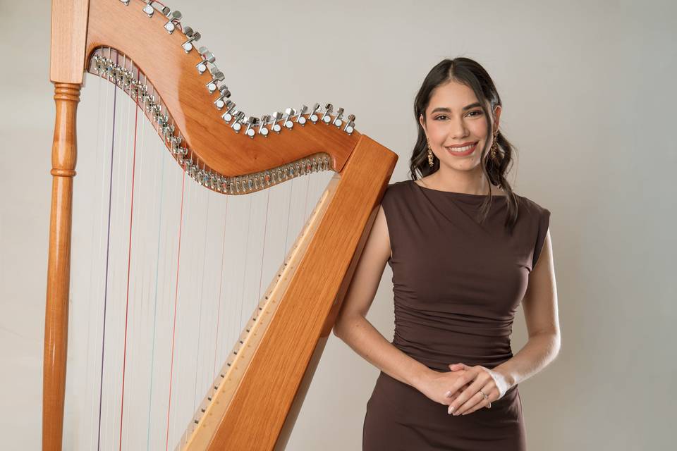 Larissa Ledesma