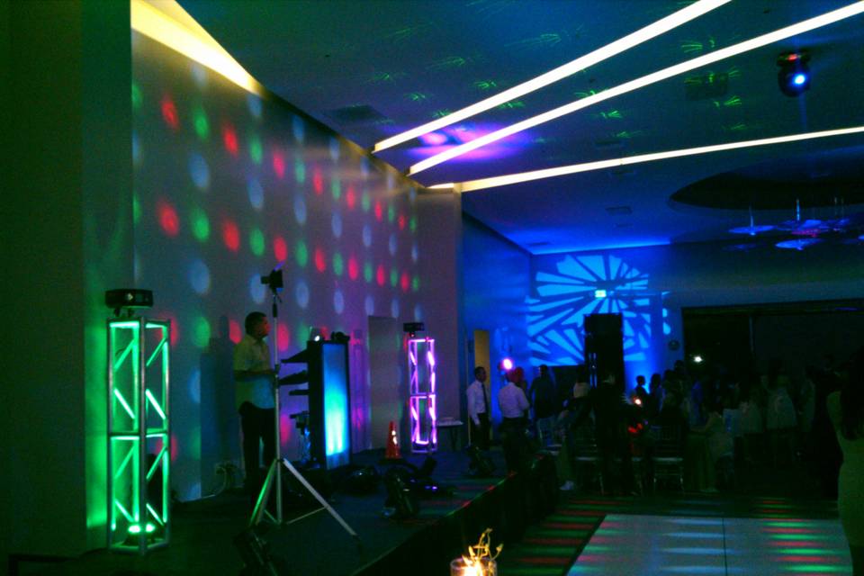 Todo tipo de leds salón Voga