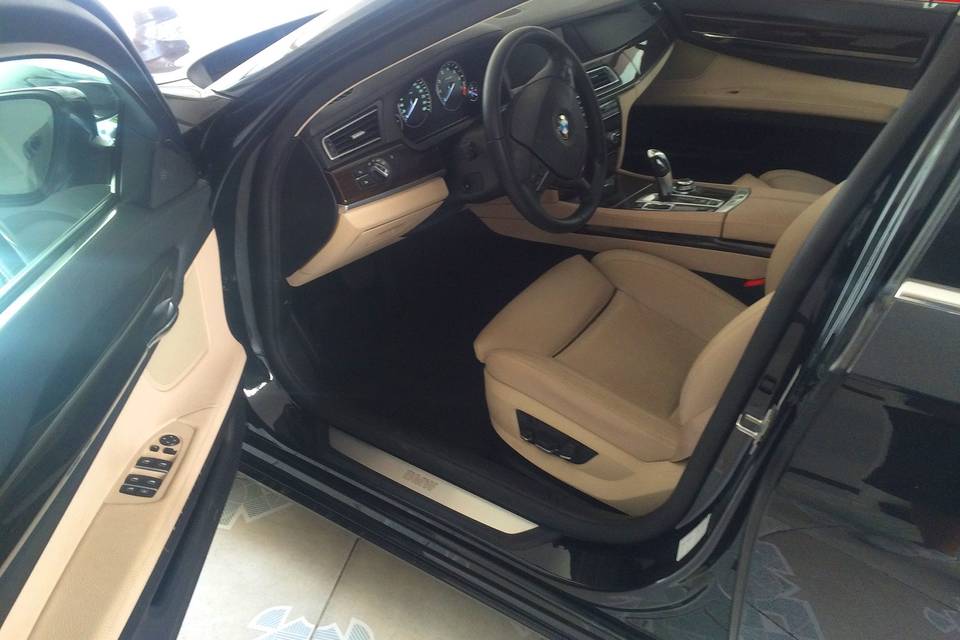 BMW Serie 7 Interior 5