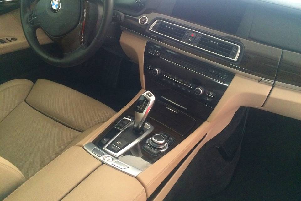 BMW Serie 7 Interior 4