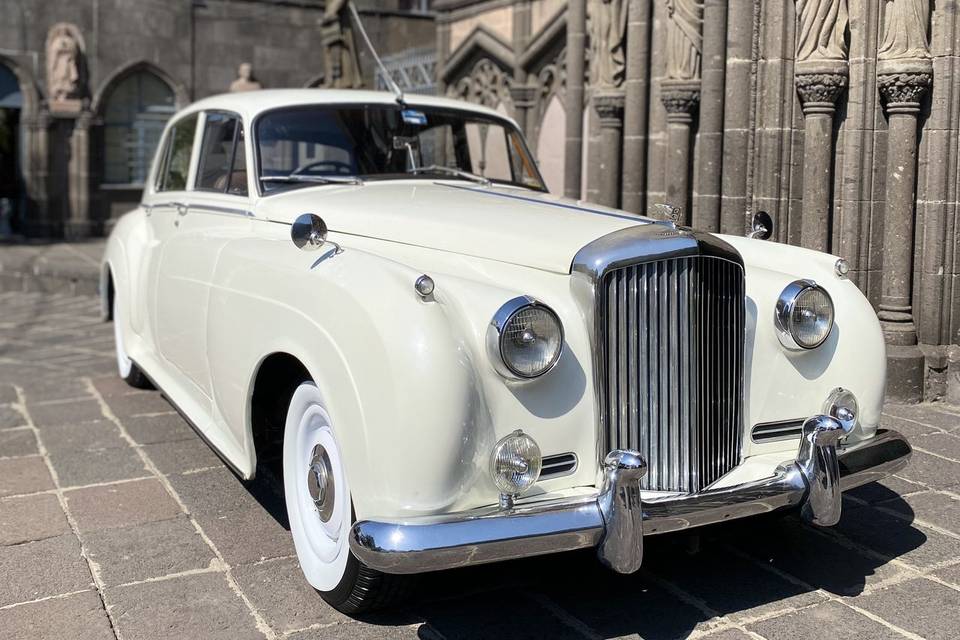 Bentley / Rolls Royce 1957