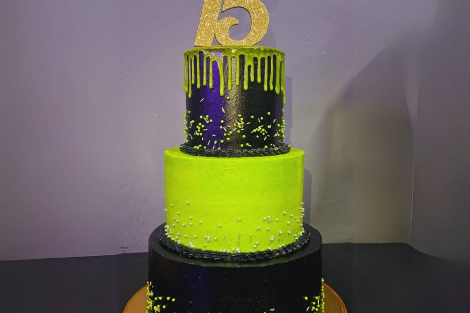 Pastel 15 años neón