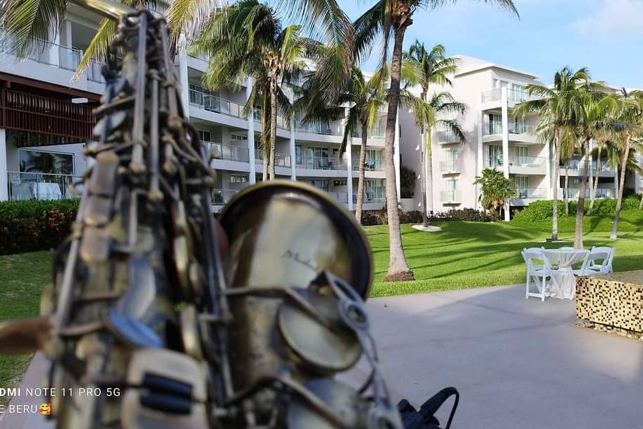 Sax En Cancún y Riviera Maya