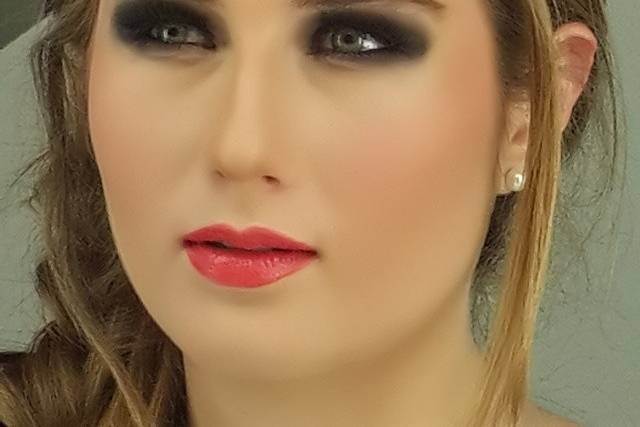 Makeup By Bea González