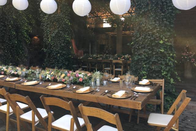 Boda con mobiliario campirano