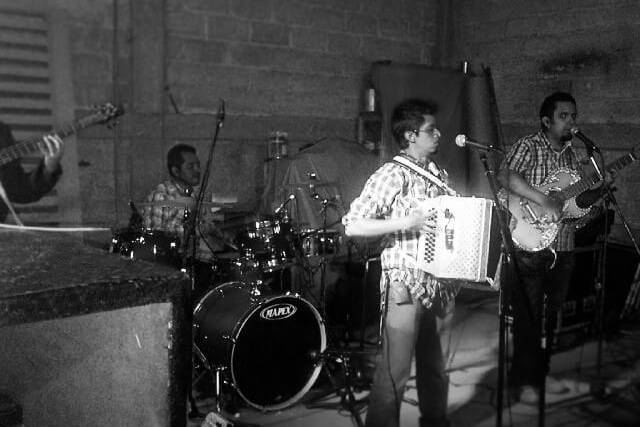 Tocando
