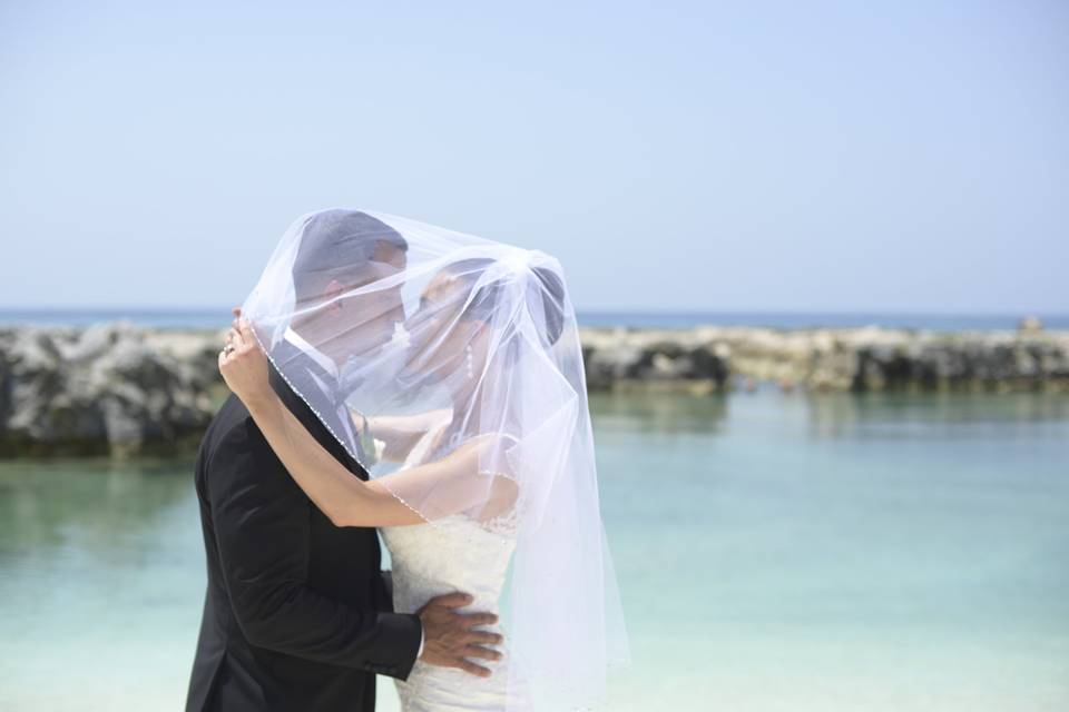 Fotografía de pareja en playa