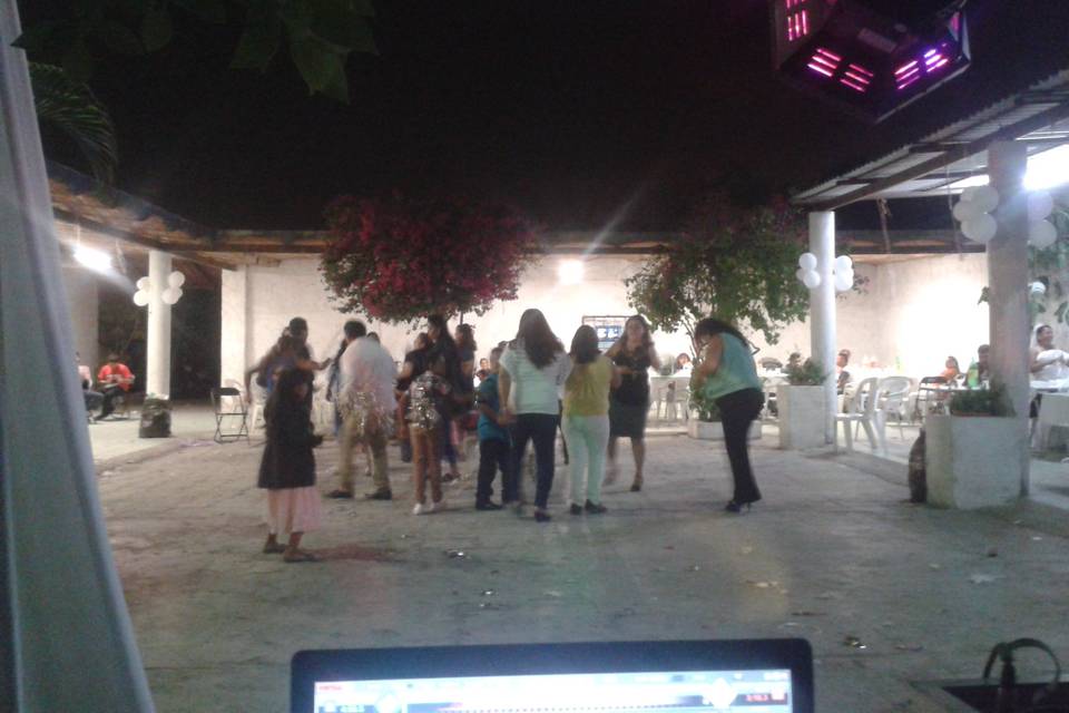 Baila sin parar