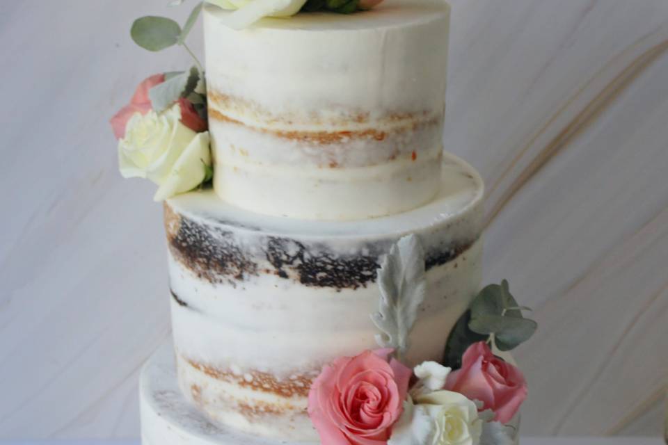 Naked cake