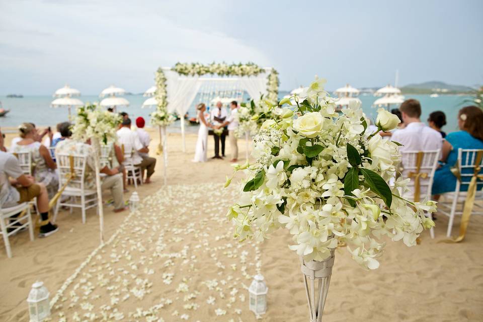 Ceremonia religiosa en playa