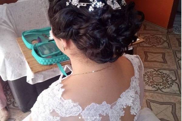 Peinado y maquillaje novia