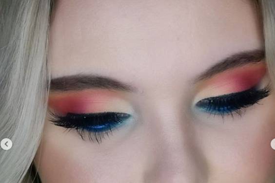Peinado y maquillaje