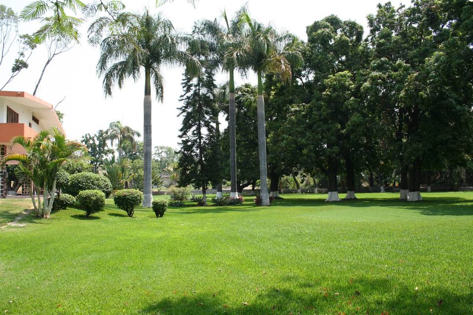 Rancho Los Laureles