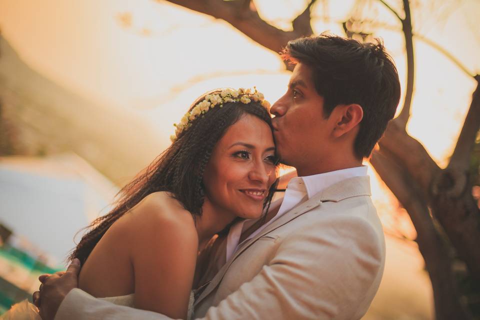 Abrazo en la boda