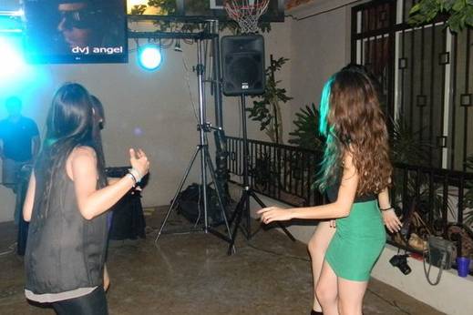 Bailando