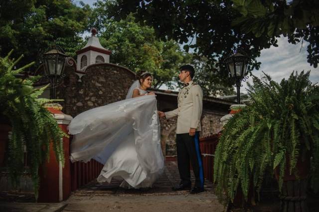 Novios en Hacienda La Luz
