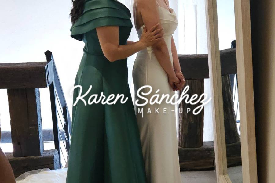 Bride & Mom
