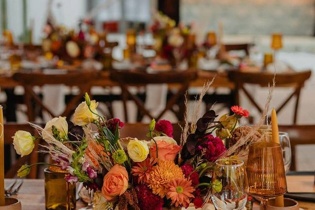 Arreglo floral de colores