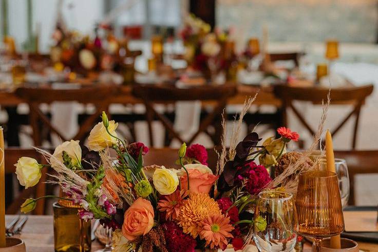 Arreglo floral de colores