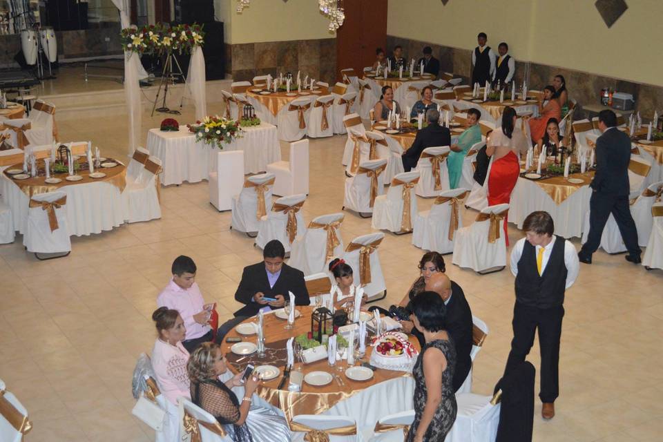 Boda religiosa en golden palm